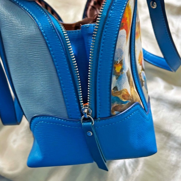 SATCHEL, LEATHER, BLUE WITH MULTICOLOUR FLORAL, TOP DOUBLE ZIP CLOSURE, TWO - Picture 9 of 16